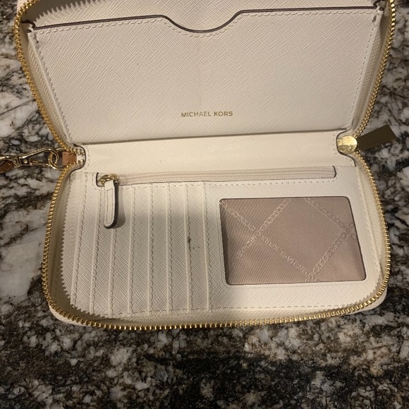 Michael Kors purse and wallet - Picture 4 of 4